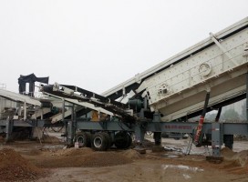 中意礦機(jī)移動式建筑垃圾破碎機(jī)，成為昆明建筑垃圾的克星