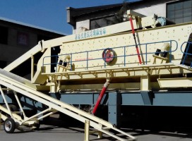 如何選擇礦山機械石頭破碎機，在鄭州購買碎石機認準(zhǔn)價格誠信廠家